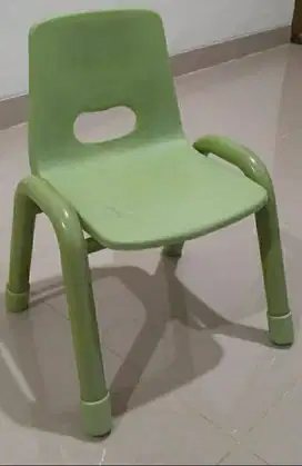 Bangku/kursi anak - eks Day Care, kondisi bagus dan kokoh