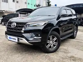 DP MURAH - Toyota Fortuner 2.4 G 4X2 DSL Solar-AT 2022