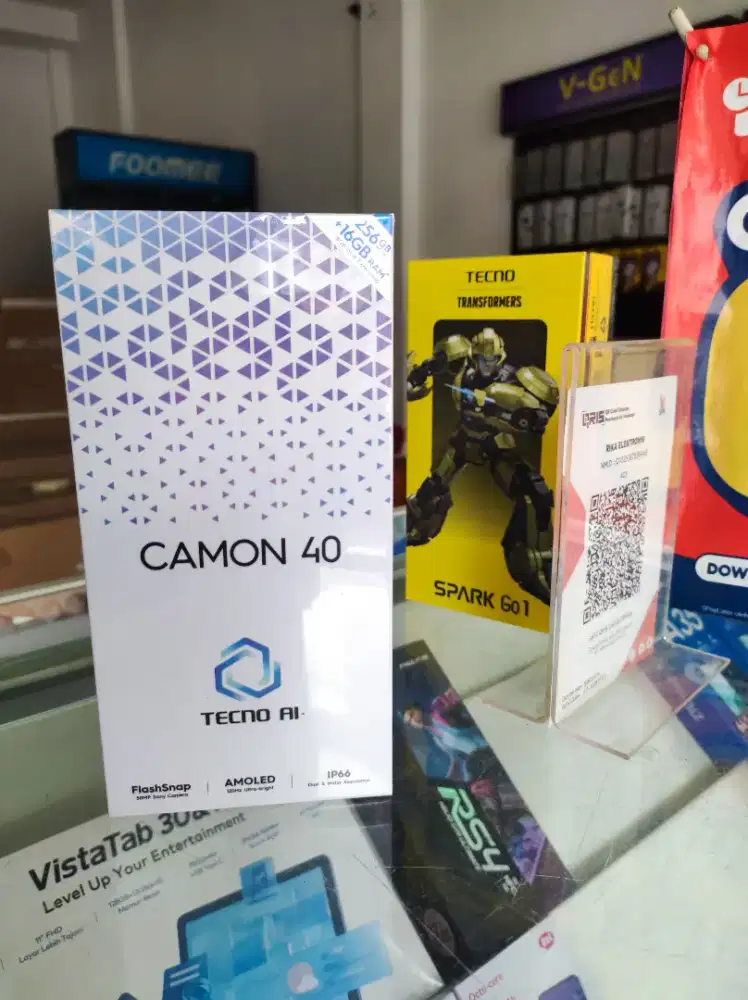 Camon 40 ram 8/256 amoled