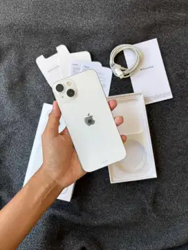 iPhone 13 128GB Second Original iBox 
- Warna : Starlight