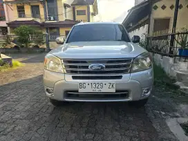 Ford Everest XLT 4x4 THN 2012