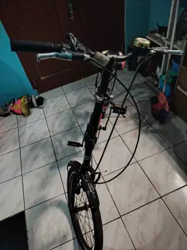 Sepeda lipat genio