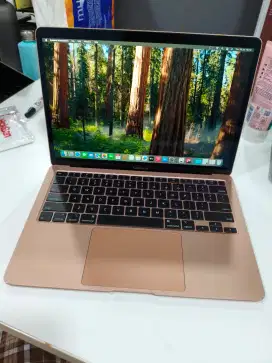 MacBook Air M1 8/256gb second