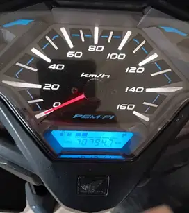 Jual kesayangan Honda Vario 150 thn 2016 hitam