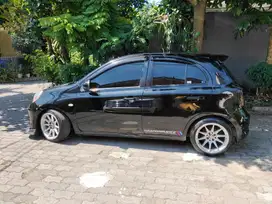 Nissan March 2012 Bensin