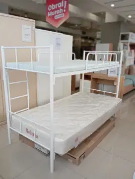 Ranjang Tingkat besi