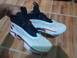 Sepatu Nike Jordan DA9054-100 uk 39