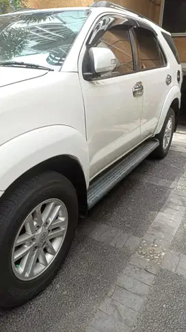 Toyota Fortuner 2012 Bensin