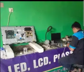 Servis panggilan spesialis tv led/tv tabung garansi  3 bulan