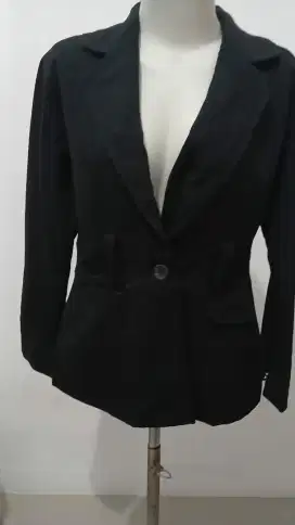 Blazer  vlack size M dan L