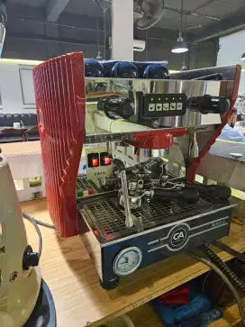 Mesin Kopi La Nuova Era Arpa dan Grind