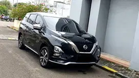 [ LOW KM ] Nissan Livina 1.5 VL Hitam 2021/2022