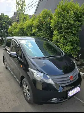 Honda Freed 2011 Bensin