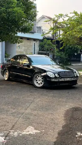 Mercedes Benz  w211 e260 2004 matic