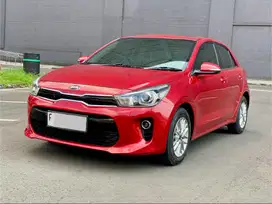 KIA RIO 1.4 SUNROOF AT MERAH 2017 - KONDISI BAGUS TERAWAT