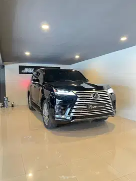 Lexus LX600 VIP 2+2 2023