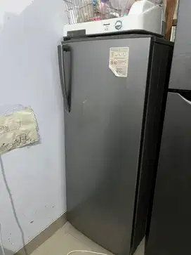 Frezer sudah tidak dingin merk LG