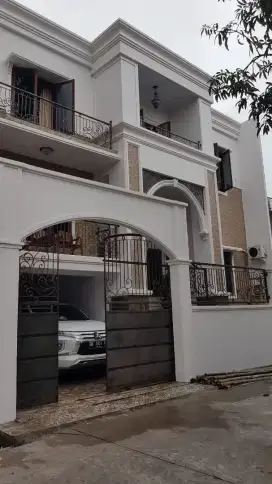 Dijual Rumah dijalan faisal makassar