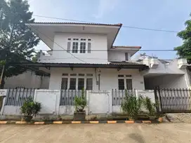 Dijual Rumah Strategis 2 Lantai di Jakamulya Bekasi