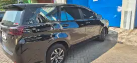 Jual inova reborn hitam thn 2023 bln 10