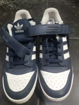 Sepatu Adidas Forum low shoes