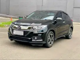 HONDA HR-V E CVT AT HITAM 2019 - KILOMETER 12.000 RECORD