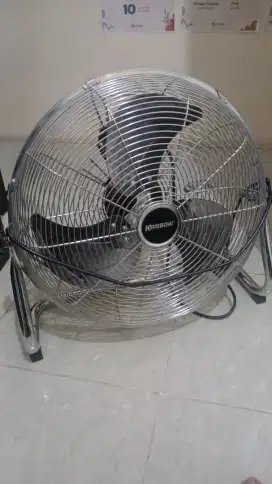 Kipas angin 18 inch Krisbow