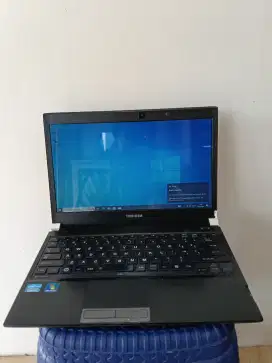 Toshiba Dynabook R63