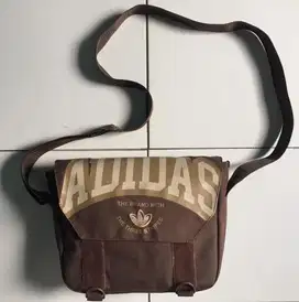 Tas selempang Adidas