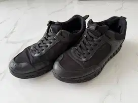 Sepatu GEOX hitam