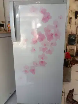 Dijual cepat kulkas 1pintu