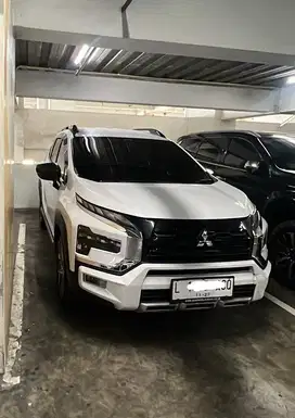 Facelift|| lowKm|| xpander cross prem 2022 (L) tg1  dr bru expander