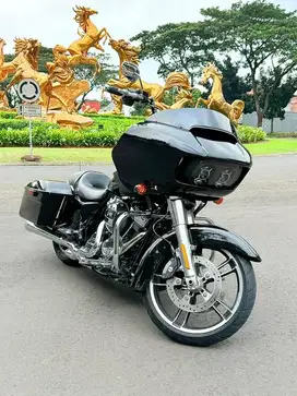 Jual Road glide / Roadglide M8
