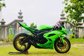 Kawasaki ZX6R, CBR600, GSX600