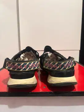 Sepatu BIMBA Y LOLA