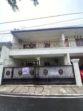 Dijual Rumah Jl. Kusen Kayu Putih Bangunan Baru