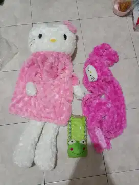 Boneka tutup galon, tv, dan tempat remot 30 rb