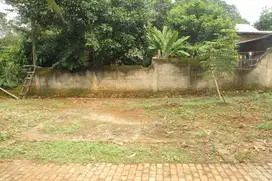Dijual tanah dan 1 unit bangunan