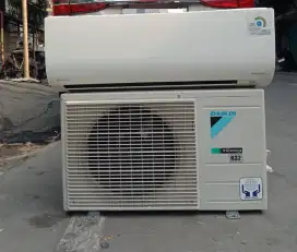 AC Daikin inverter 1 PK R 32 second