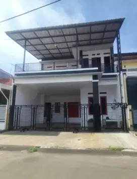 Prima Harapan Regency Rumah cantik luas 185m² Dijual Cepat Bekasi