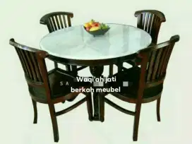 Meja Makan marmer bundar mewah kursi 4,bahan kayu jati tua