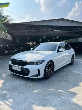 BMW 330i M Sport LCI Tahun 2024 Km 8 Ribu Servis Ricord