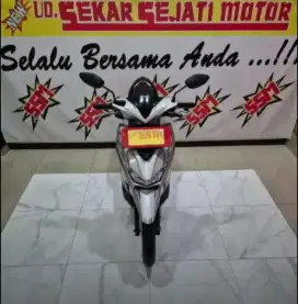 Beat iss deluxe silver