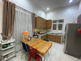 Jual/Sewa Rumah Hook Siap Huni di Komplek Cemara Hijau Jalan Metal