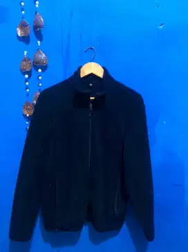 Jaket h&m bludru hitam