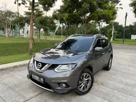 Nissan X-Trail 2.5 Automatic 2015 Grey