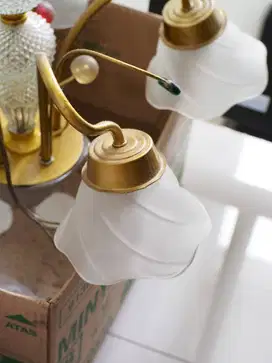 Lampu Gantung Kuno Klasik