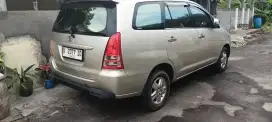 Kijang innova 2008