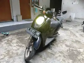 2011 Honda Scoopy Karbu