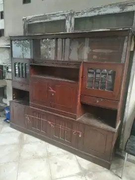Lemari Penyimpanan Jati Tua
